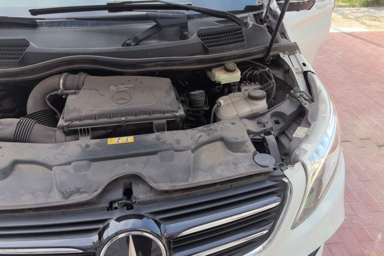Used Mercedes-Benz V-Class 2018 V 260 AMG Sport Edition China V Emission Standard Engine Bay Left
