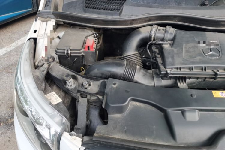 Used Mercedes-Benz V-Class 2018 V 260 L Prestige Extended Version China VI Engine Bay Right