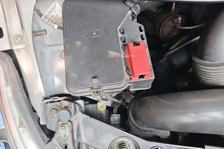 Used Mercedes-Benz V-Class 2018 V 260 L Prestige Extended Version China V Engine Bay Right