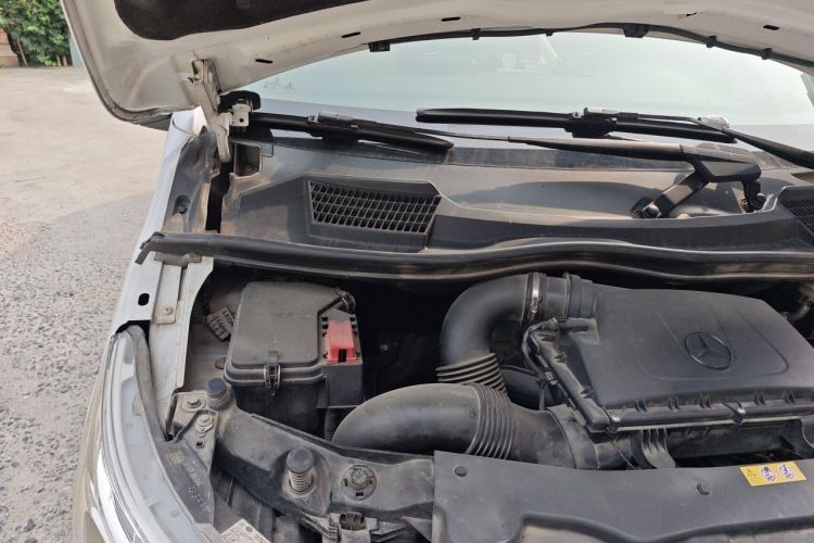 Used Mercedes-Benz V-Class 2018 V 260 Prestige Edition China V Engine Bay Right