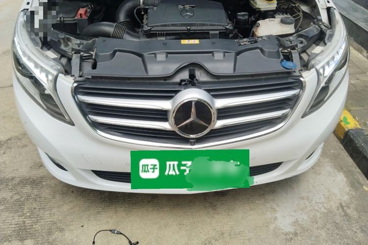 Used Mercedes-Benz V-Class 2018 V 260 L Prestige Extended Version China VI Engine Bay