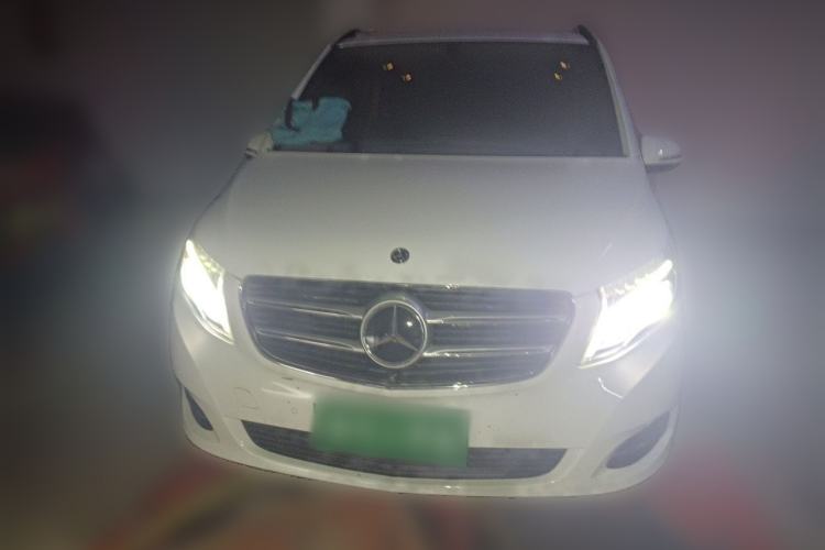 Used Mercedes-Benz V-Class 2018 V 260 Prestige Edition China VI Front