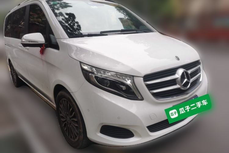 Used Mercedes-Benz V-Class 2018 V 260 Avantgarde Edition China VI Front Right 45 Deg