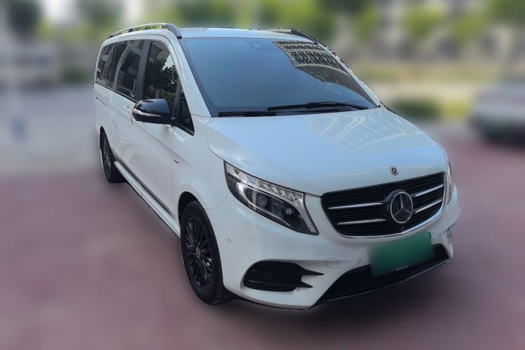 Used Mercedes-Benz V-Class 2018 V 260 AMG Sport Edition China V Emission Standard Front Right 45 Deg