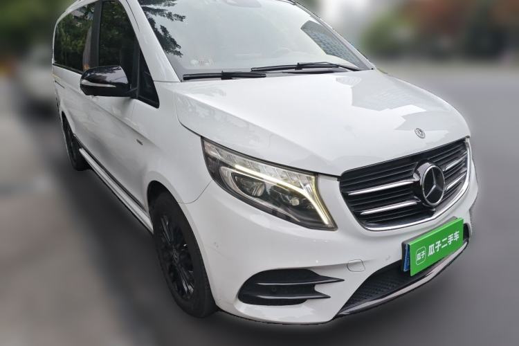 Used Mercedes-Benz V-Class 2018 V 260 AMG Sport Edition China V Emission Standard Front Right 45 Deg