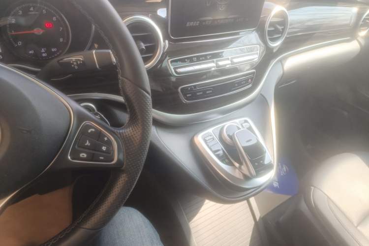 Used Mercedes-Benz V-Class 2018 V 260 Avantgarde Edition China V Gear Lever
