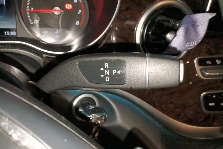 Used Mercedes-Benz V-Class 2018 V 260 Prestige Edition China V Gear Lever