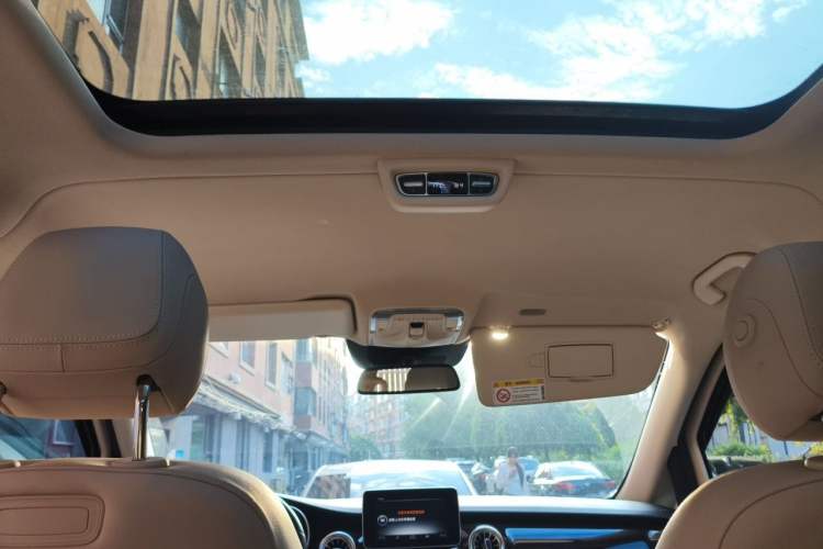 Used Mercedes-Benz V-Class 2018 V 260 Avantgarde Edition China VI Headliner