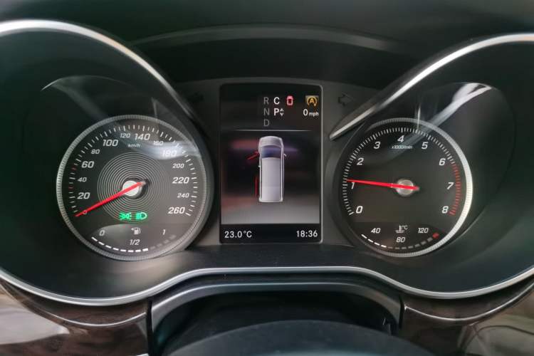 Used Mercedes-Benz V-Class 2018 V 260 L Prestige Extended Version China VI Instrument Cluster