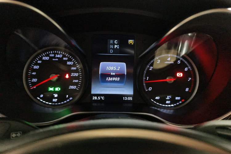 Used Mercedes-Benz V-Class 2018 V 260 Prestige Edition China VI Instrument Cluster