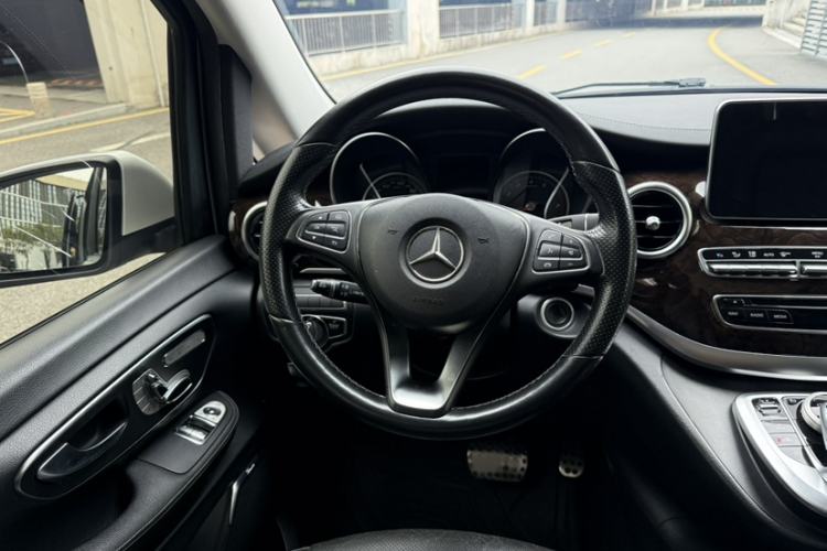 Used Mercedes-Benz V-Class 2018 V 260 Prestige Edition China V Interior 7