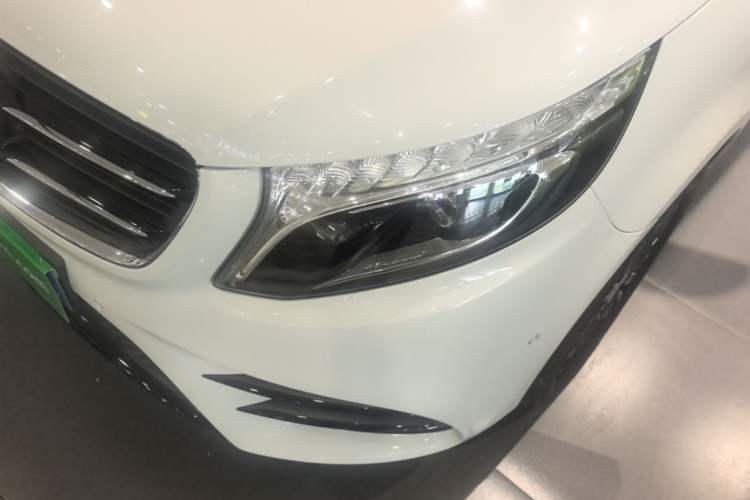 Used Mercedes-Benz V-Class 2018 V 260 Prestige Edition China VI Left Front Headlight