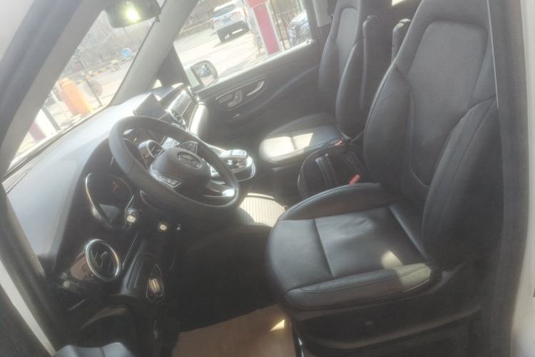 Used Mercedes-Benz V-Class 2018 V 260 Avantgarde Edition China V Left Front Seat