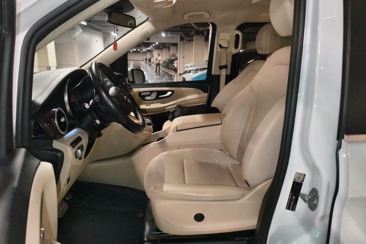Used Mercedes-Benz V-Class 2018 V 260 Prestige Edition China VI Left Front Seat