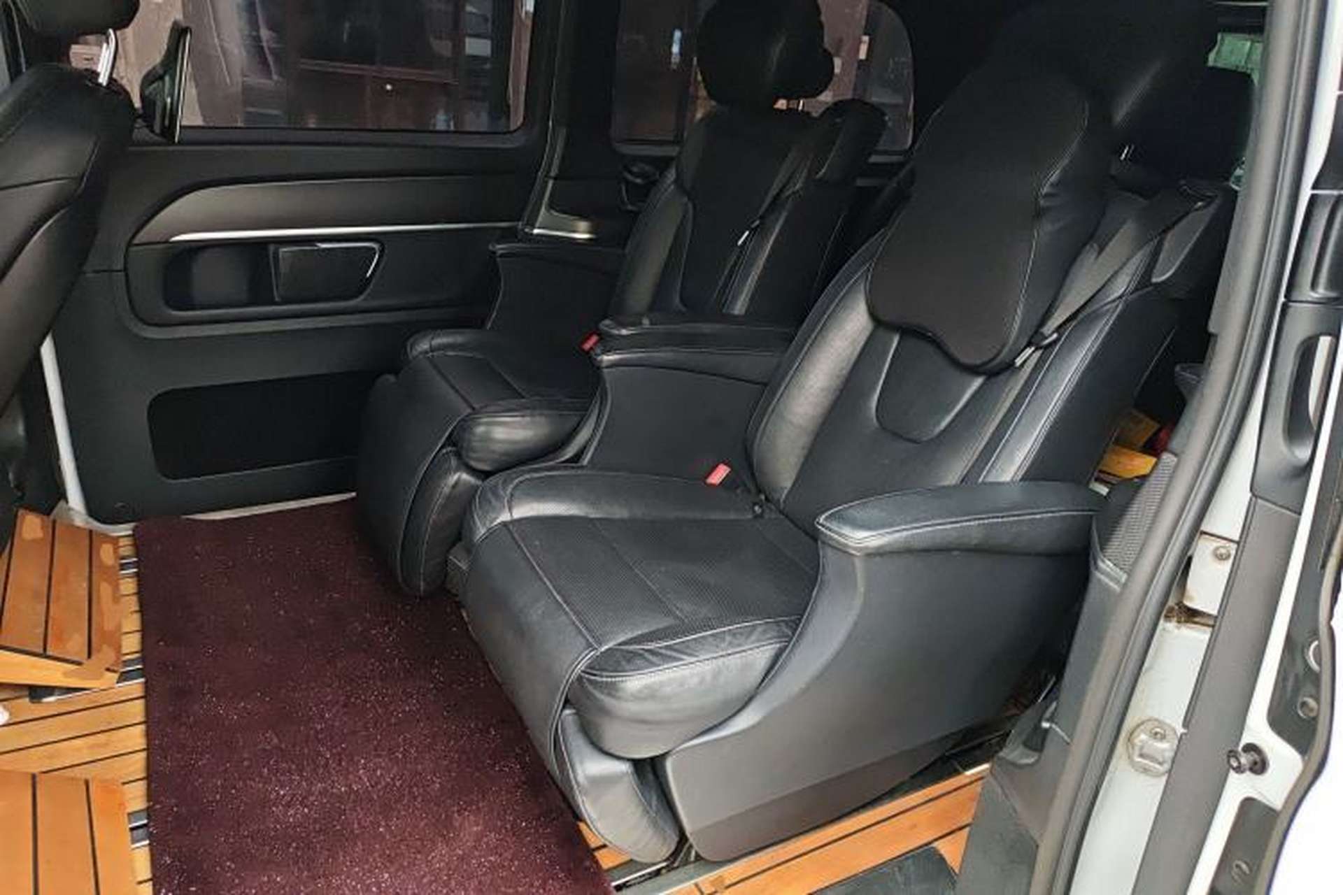 Used Mercedes-Benz V-Class 2018 V 260 AMG Sport Edition China V Emission Standard Left Rear Seat