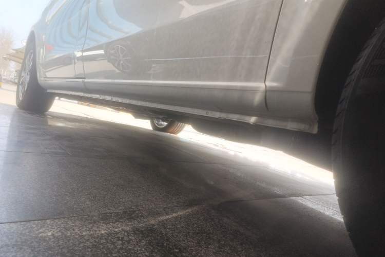 Used Mercedes-Benz V-Class 2018 V 260 Avantgarde Edition China V Left Side Sill