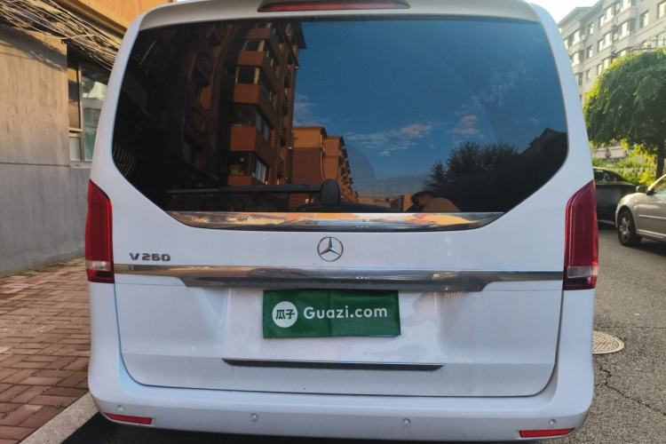 Used Mercedes-Benz V-Class 2018 V 260 Avantgarde Edition China VI Rear