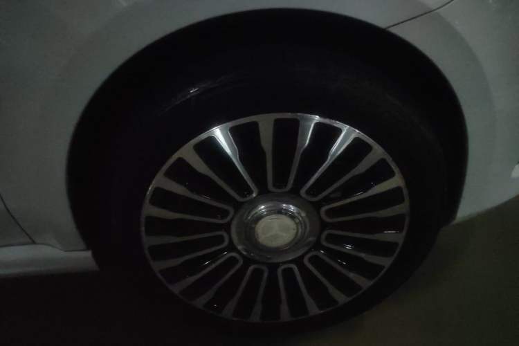 Used Mercedes-Benz V-Class 2018 V 260 L Prestige Extended Version China V Right Front Wheel Hub
