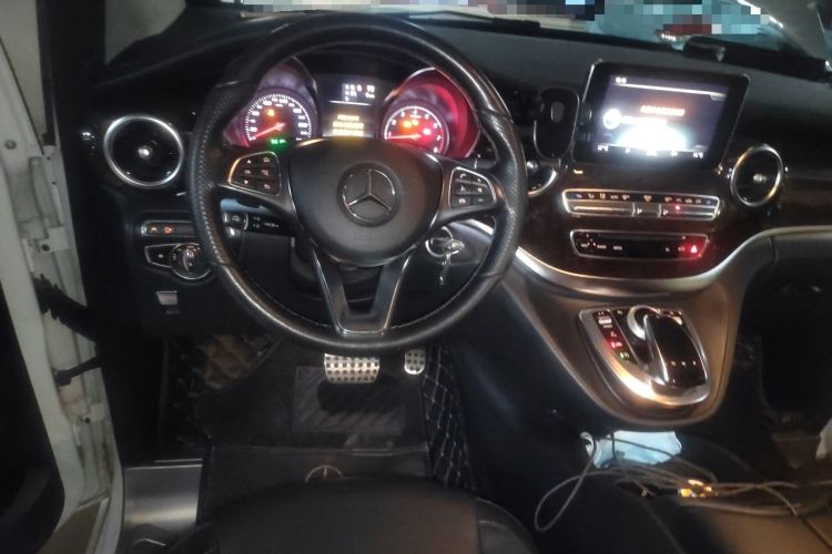 Used Mercedes-Benz V-Class 2018 V 260 L Prestige Extended Version China V Steering Wheel