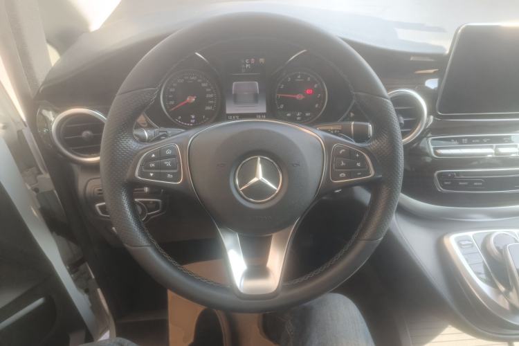 Used Mercedes-Benz V-Class 2018 V 260 Avantgarde Edition China V Steering Wheel