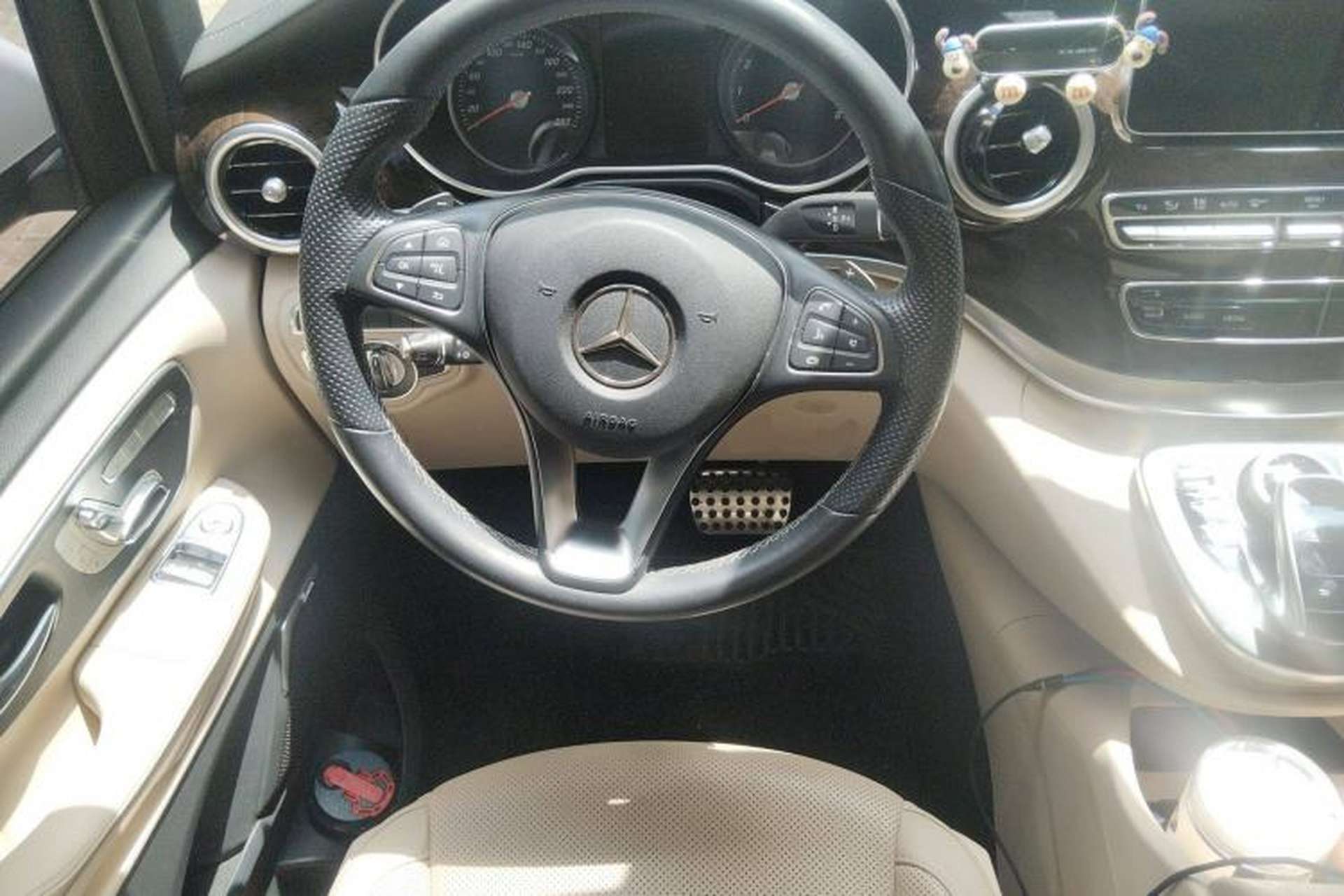 Used Mercedes-Benz V-Class 2018 V 260 L Prestige Extended Version China VI Steering Wheel