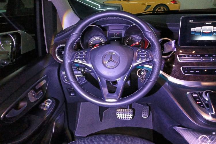 Used Mercedes-Benz V-Class 2018 V 260 Prestige Edition China V Steering Wheel