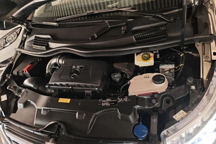 Used Mercedes-Benz V-Class 2018 V 260 L Prestige Extended Version China V Engine Bay