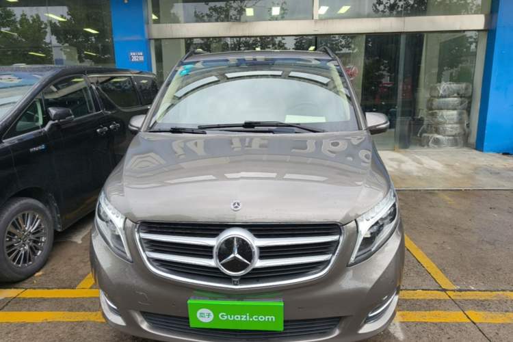 Used Mercedes-Benz V-Class 2018 V 260 Prestige Edition China VI Front