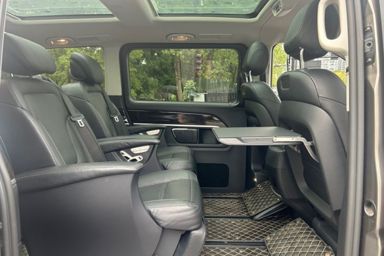Used Mercedes-Benz V-Class 2018 V 260 L Prestige Extended Version China V Interior 12