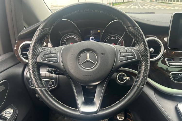 Used Mercedes-Benz V-Class 2018 V 260 L Prestige Extended Version China V Interior 4