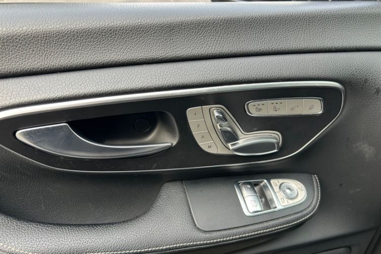 Used Mercedes-Benz V-Class 2018 V 260 L Prestige Extended Version China V Interior 9
