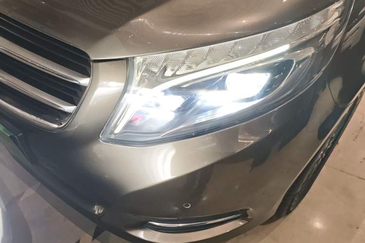 Used Mercedes-Benz V-Class 2018 V 260 L Prestige Extended Version China V Left Front Headlight