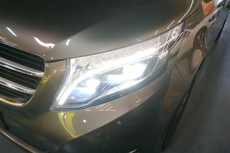 Used Mercedes-Benz V-Class 2018 V 260 L Prestige Extended Version China V Left Front Headlight