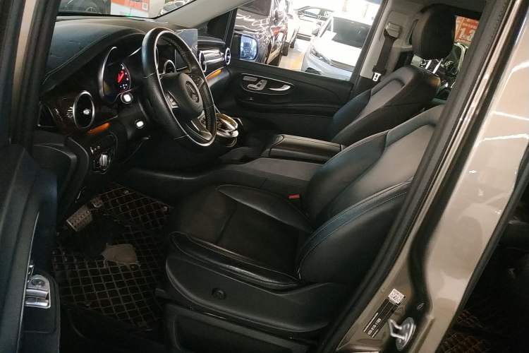 Used Mercedes-Benz V-Class 2018 V 260 L Prestige Extended Version China V Left Front Seat