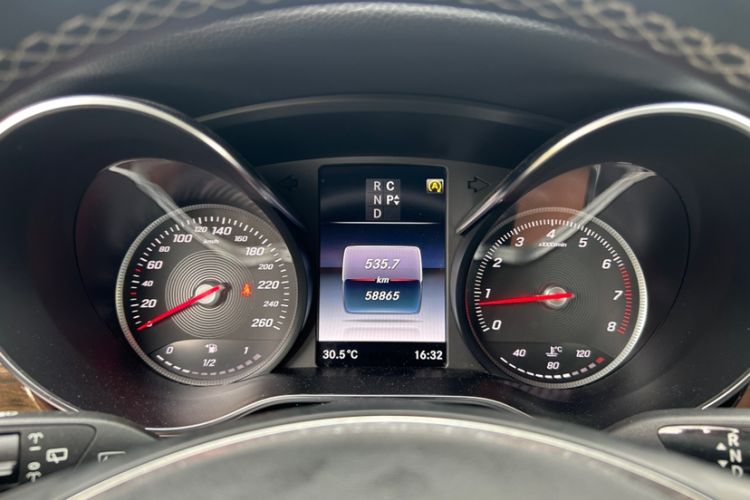 Used Mercedes-Benz V-Class 2018 V 260 L Prestige Extended Version China V Odometer Close Up