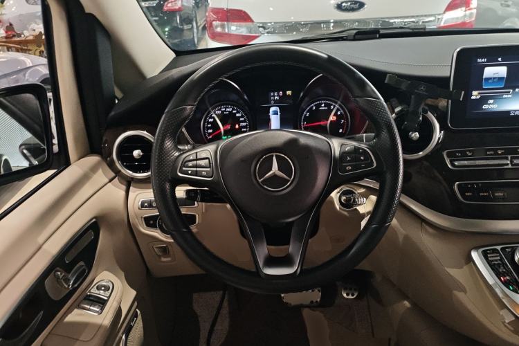 Used Mercedes-Benz V-Class 2018 V 260 L Prestige Extended Version China V Steering Wheel