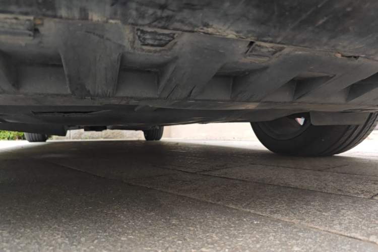 Used Mercedes-Benz V-Class  Chassis Front