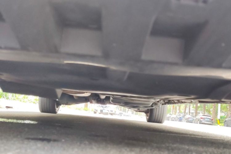 Used Mercedes-Benz V-Class  Chassis Front