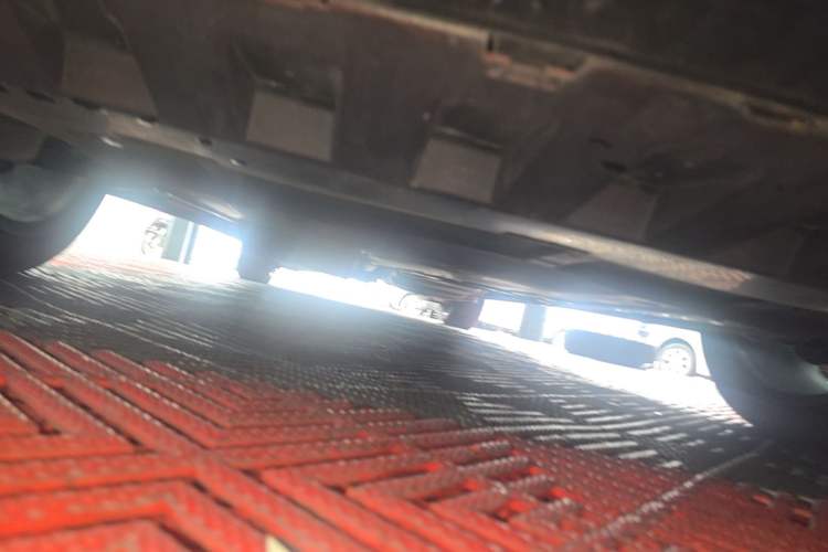 Used Mercedes-Benz V-Class  Chassis Front