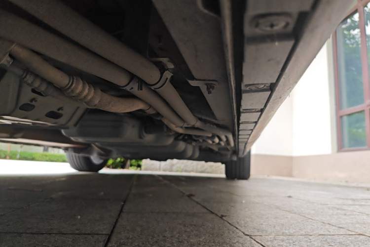 Used Mercedes-Benz V-Class  Chassis Front Left