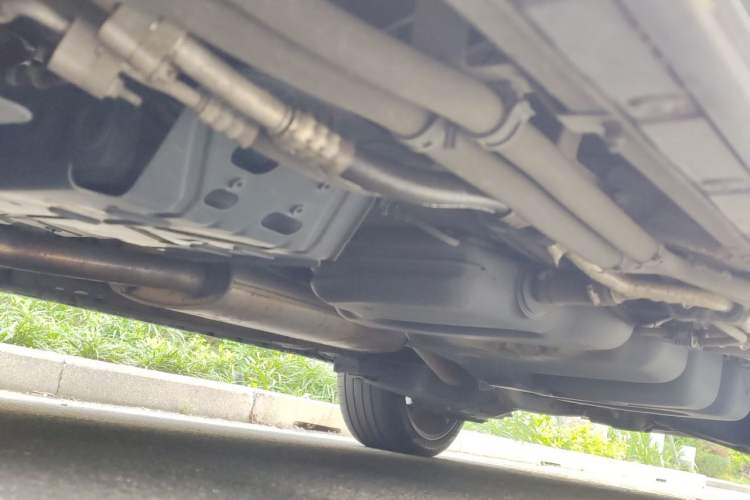 Used Mercedes-Benz V-Class  Chassis Front Left