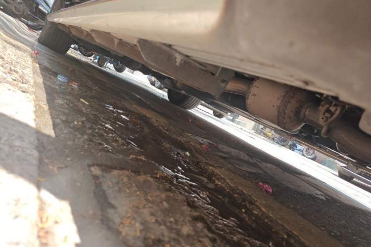 Used Mercedes-Benz V-Class  Chassis Front Right