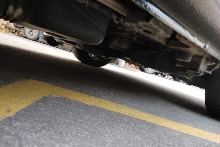 Used Mercedes-Benz V-Class 2019 V250 2.0T Standard Extended Middle East Chassis Rear Left