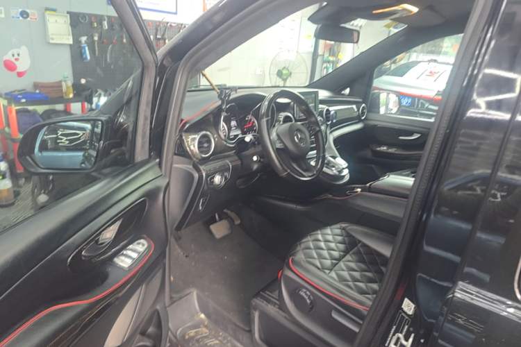 Used Mercedes-Benz V-Class  Driver Seat