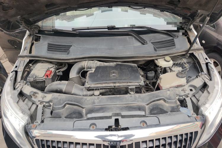 Used Mercedes-Benz V-Class 2019 V250 2.0T Standard Extended Middle East Engine Bay