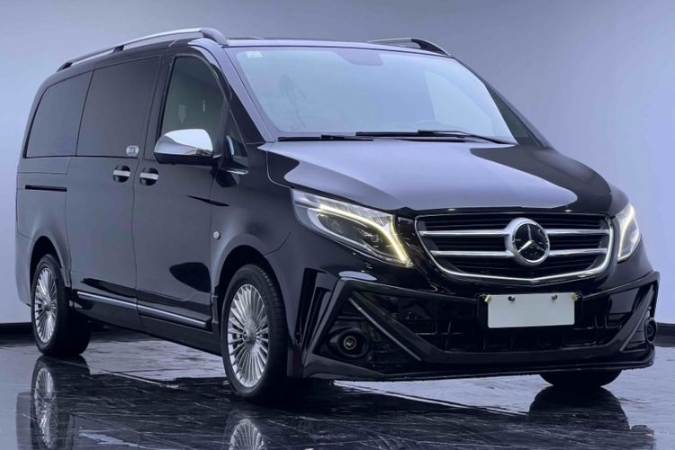 Used Mercedes-Benz V-Class  Exterior 3