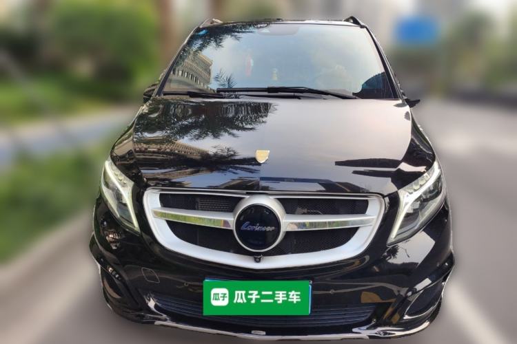Used Mercedes-Benz V-Class  Front