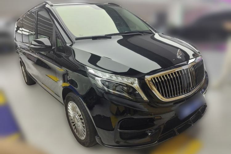 Used Mercedes-Benz V-Class 2019 V250 2.0T Standard Extended Middle East Front Right 45 Deg