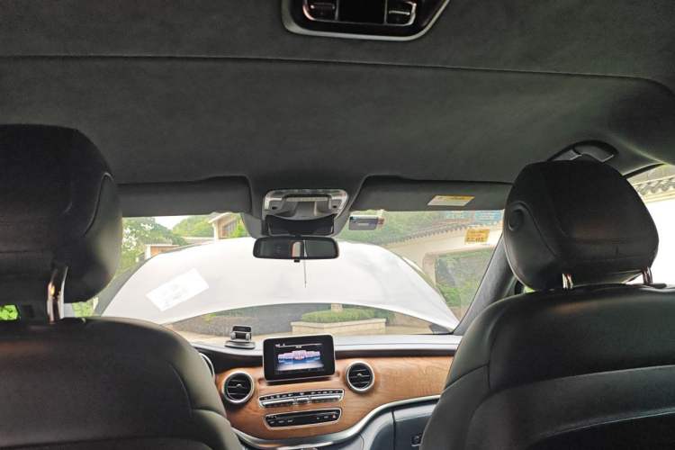 Used Mercedes-Benz V-Class  Headliner