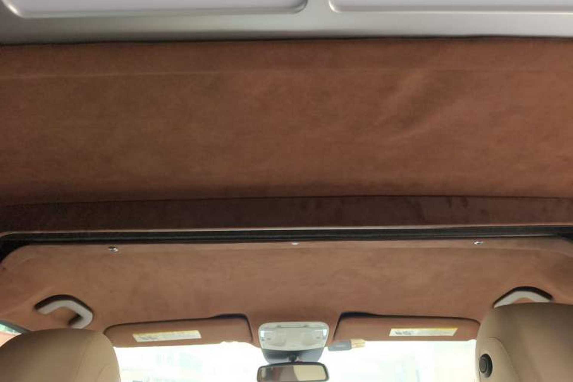 Used Mercedes-Benz V-Class 2019 V250 2.0T Standard Extended Middle East Headliner